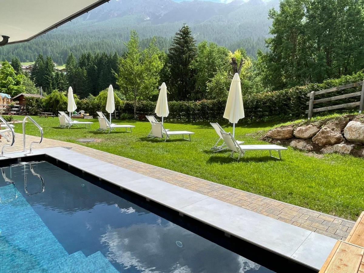 Hotel Miravalle سوراغا المظهر الخارجي الصورة