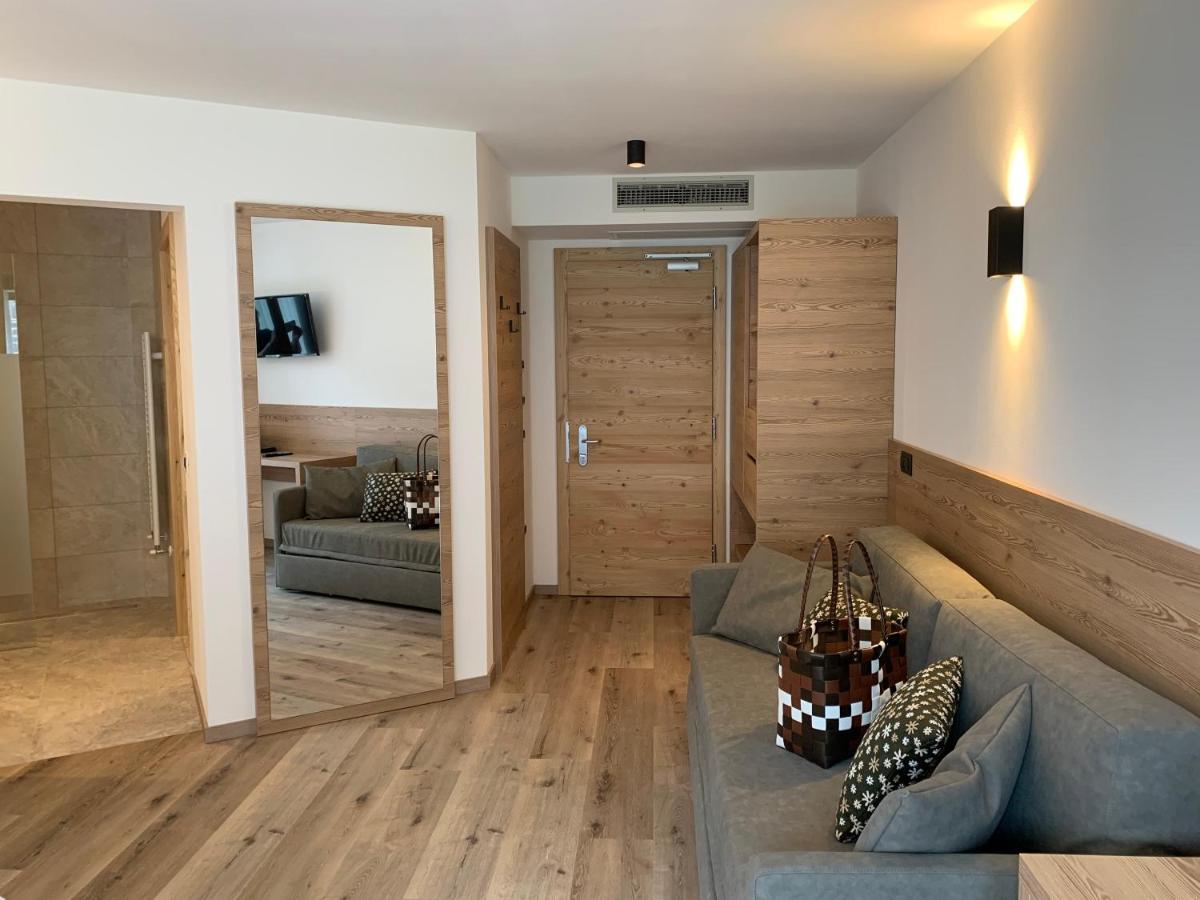 Hotel Miravalle سوراغا المظهر الخارجي الصورة