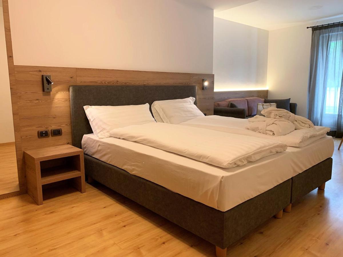 Hotel Miravalle سوراغا المظهر الخارجي الصورة