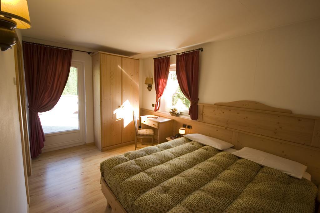 Hotel Miravalle سوراغا المظهر الخارجي الصورة
