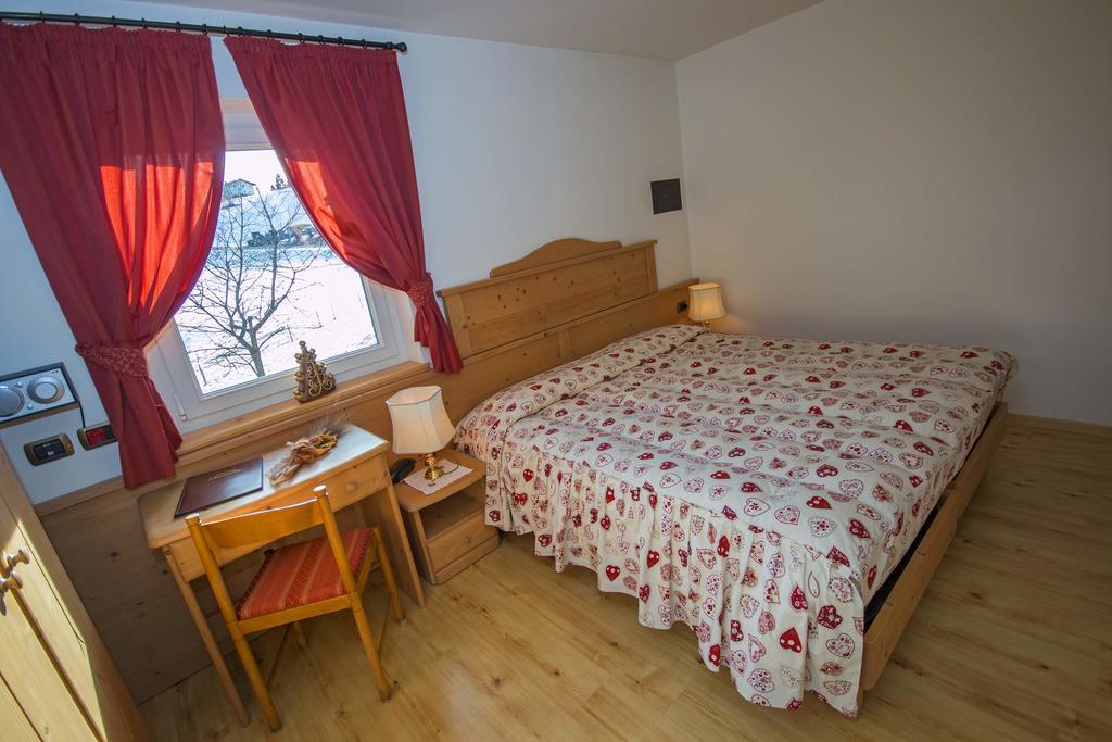 Hotel Miravalle سوراغا المظهر الخارجي الصورة