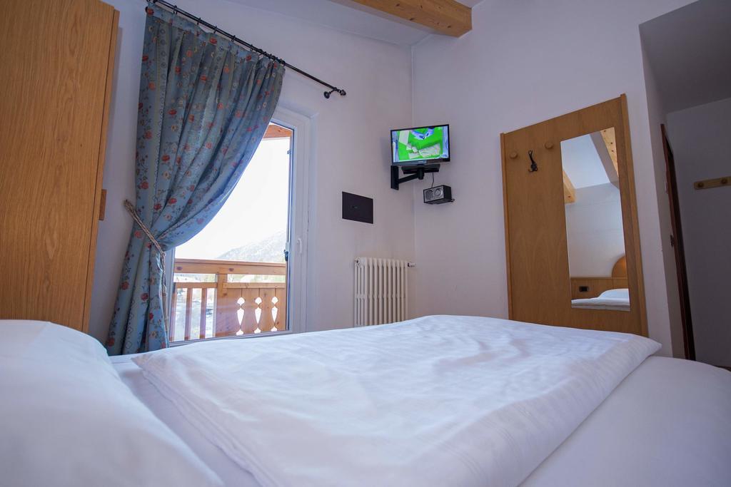 Hotel Miravalle سوراغا المظهر الخارجي الصورة
